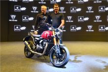 Bajaj Auto Share Price Decline 2% in Weak Market Despite 7% Higher Sales in January
