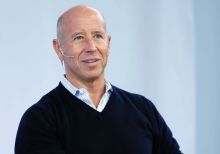 Barry Sternlicht Predicts One Bank Failure Each Week Due to Fragile Real Estate Loan Portfolio