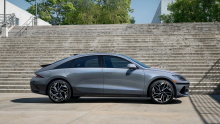 Hyundai achieves impressive BEV sales in August 2023, surpassing 17,000 units