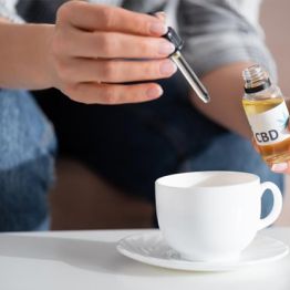 How Does CBD Oil Make You Feel?
