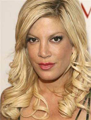  Tori Spelling’s weight loss put down to stress with estranged mum