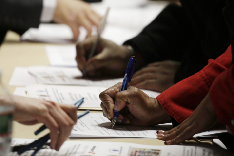 California's unemployment rate falls to 8.5% in November