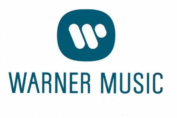 Warner Music starts taking videos off YouTube 