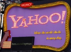 Yahoo Buys 30% Stake In Indian Firm 