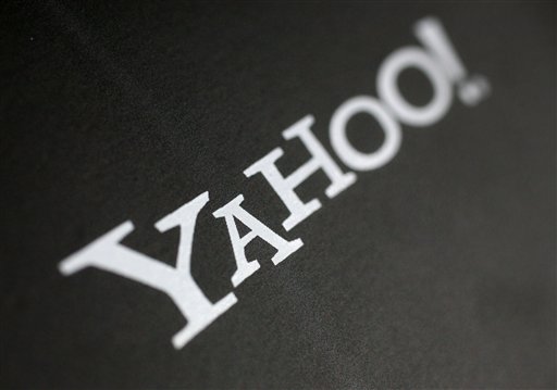 Yahoo improves its search engine