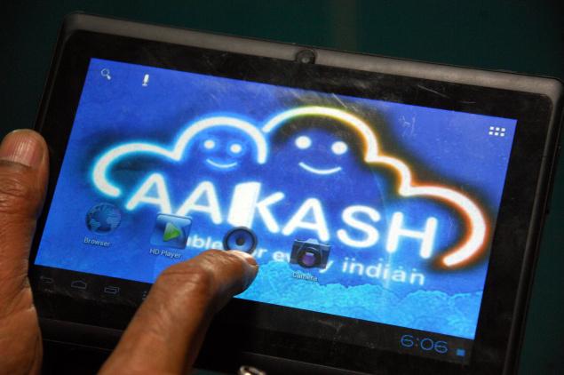 Datawind to offer Aakash 3 at Rs. 2500