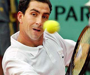 Costa to remain in charge of Spanish Davis Cup squad 