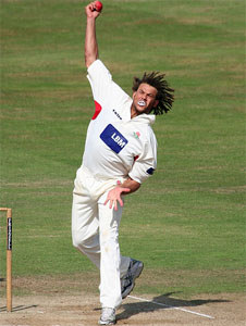Symonds unfit for international cricket, say some officials