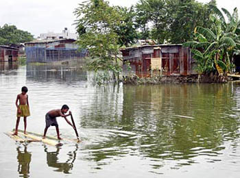 Floods submerge a quarter of Bangladesh