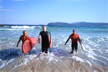 Beach games and evening shows: tour operators seek holiday reps