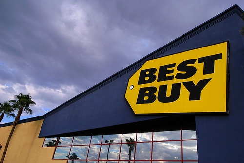 Two Best Buy directors resign