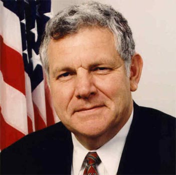 British Columbia mining Minister apologizes to Jews