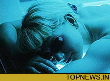 Women under 30s warned against cancer caused by ''Binge Tanning''