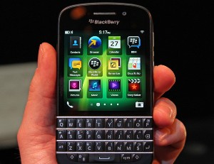 BlackBerry offering Q10 with BB 10 OS