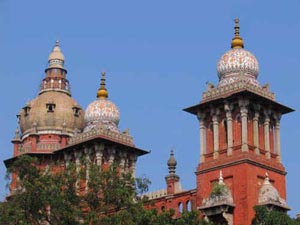 Chennai High Court lawyers continue boycott