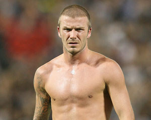 Beckham has six days to sort out his future with A C Milan