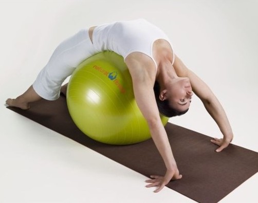 Healthcare staff motivated to shed extra pounds, to set example for public. 