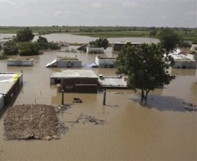 Vijaywada turns into island as floodwaters of Krishna River swells