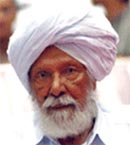 CPI (M) leader, Harkishan Singh Surjeet