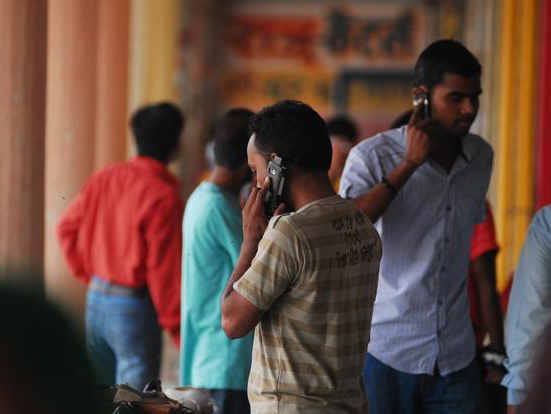 Indian-phone-subscribers