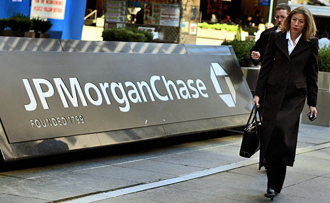 J.P. Morgan Chase to get out of student-loan business