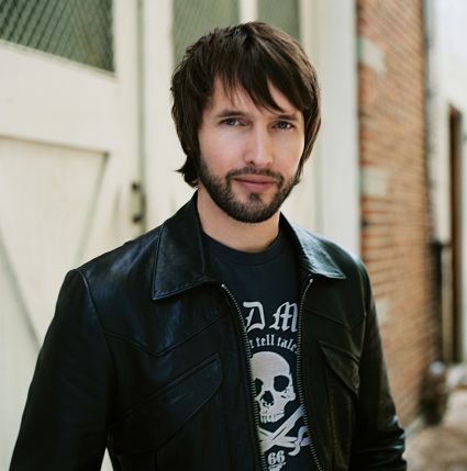 James Blunt dating nude artist Natasha Archdale?