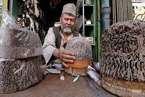 Karakuli cap retains its charm in Kashmir