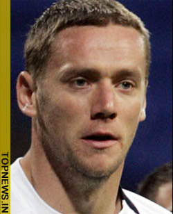 Newcastle sign Bolton captain Nolan; N'Zogbia "on strike"