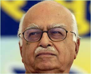 ''Nano'' in Gujarat due to faulty policies of Bengal''s Left Front: Advani