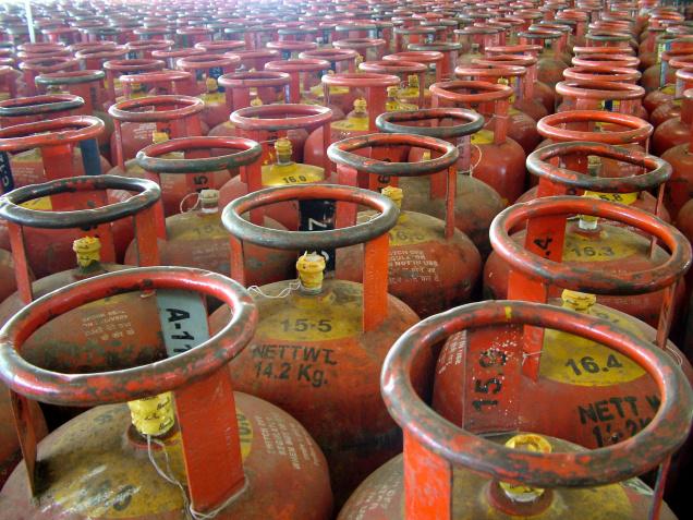 Oil companies resume giving new LPG connections in some states