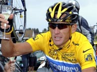 Lance Armstrong turns sleepy Adelaide into cycle city
