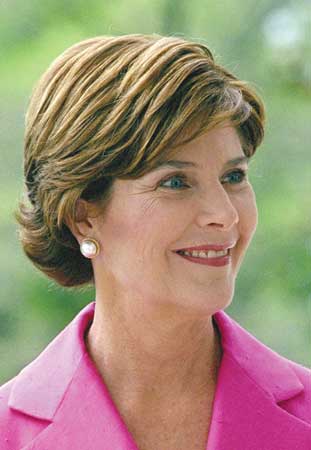 Laura Bush arrives on visit to Afghanistan