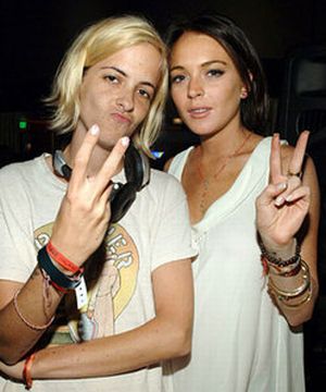  Lindsay Lohan ‘in denial’ about split with Samantha Ronson