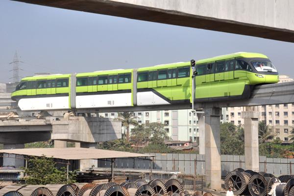 MMRDA operating Monorail service at loss of Rs 5 lakh a day