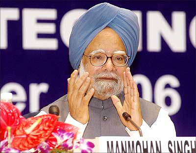 No support for Iran's nuclear ambitions, but hope engagement works: Manmohan Singh