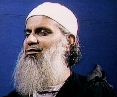Pakistan's Red Mosque cleric freed 