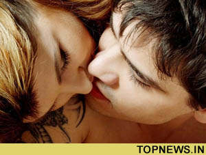 Men, not women, are the weaker sex