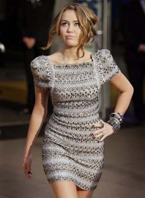 Miley Cyrus ‘eager to get back with ex-flame Nick Jones’