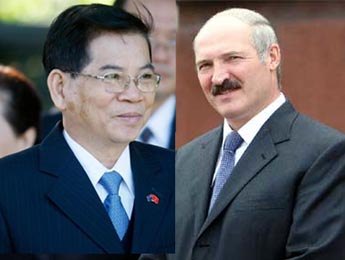 Vietnamese President Nguyen Minh Triet and Belarusian President Alexander Lukashenko