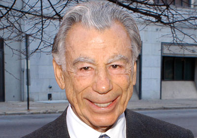 US billionaire Kerkorian sells remaining Ford stake