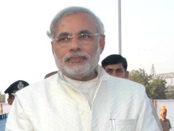 Modi's fast: BJP top brass to attend; Modi condemns communalism