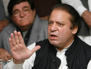 Nawaz says PML-N will help Gilani get PM’s powers