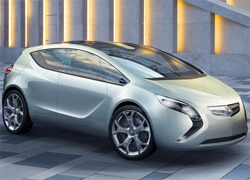 Opel extends Insignia range with station wagon, more engine options 