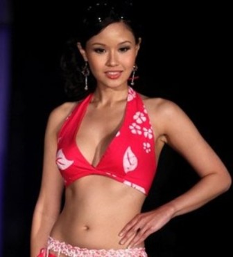 Blogger brands Miss Singapore Universe’s 34-inch bust claim ‘false’
