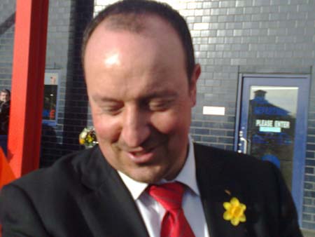 Liverpool’s Benitez to continue provoking ManU’s Ferguson
