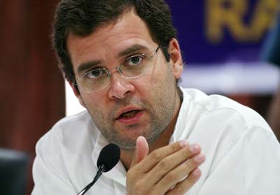Congress plans to raise ceiling on LPG on Rahul’s appeal