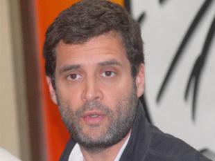 Rahul discusses 2014 strategy with Congress leaders