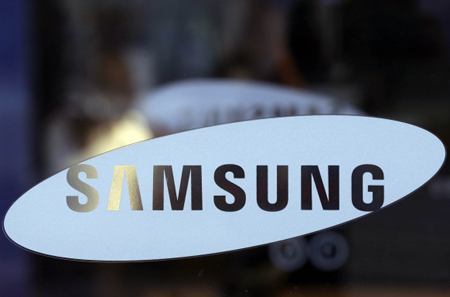 Samsung files 'patent-infringement' suit against Apple