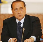 Silvio Berlusconi, female minister laid bare in painting