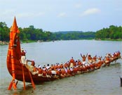 Kerala''s famed annual boat race attracts thousands